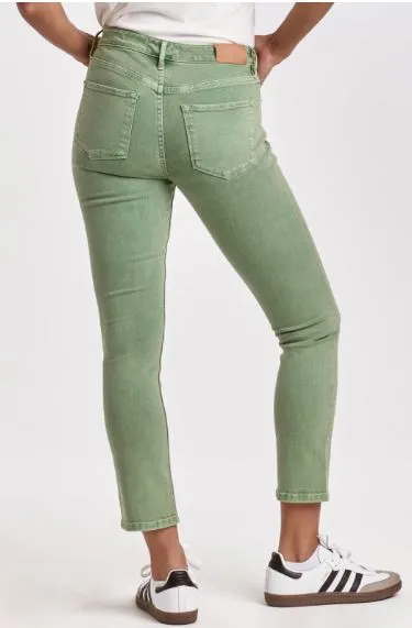 BLAIRE HIGH RISE SLIM STRAIGHT JEANS NEPHRITE