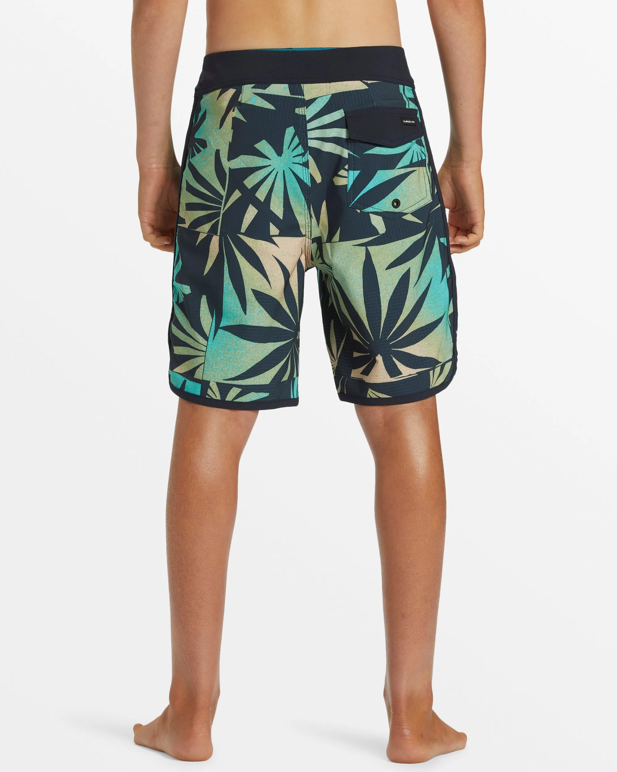 Boys 8-16 Highline Scallop 19" Boardshorts