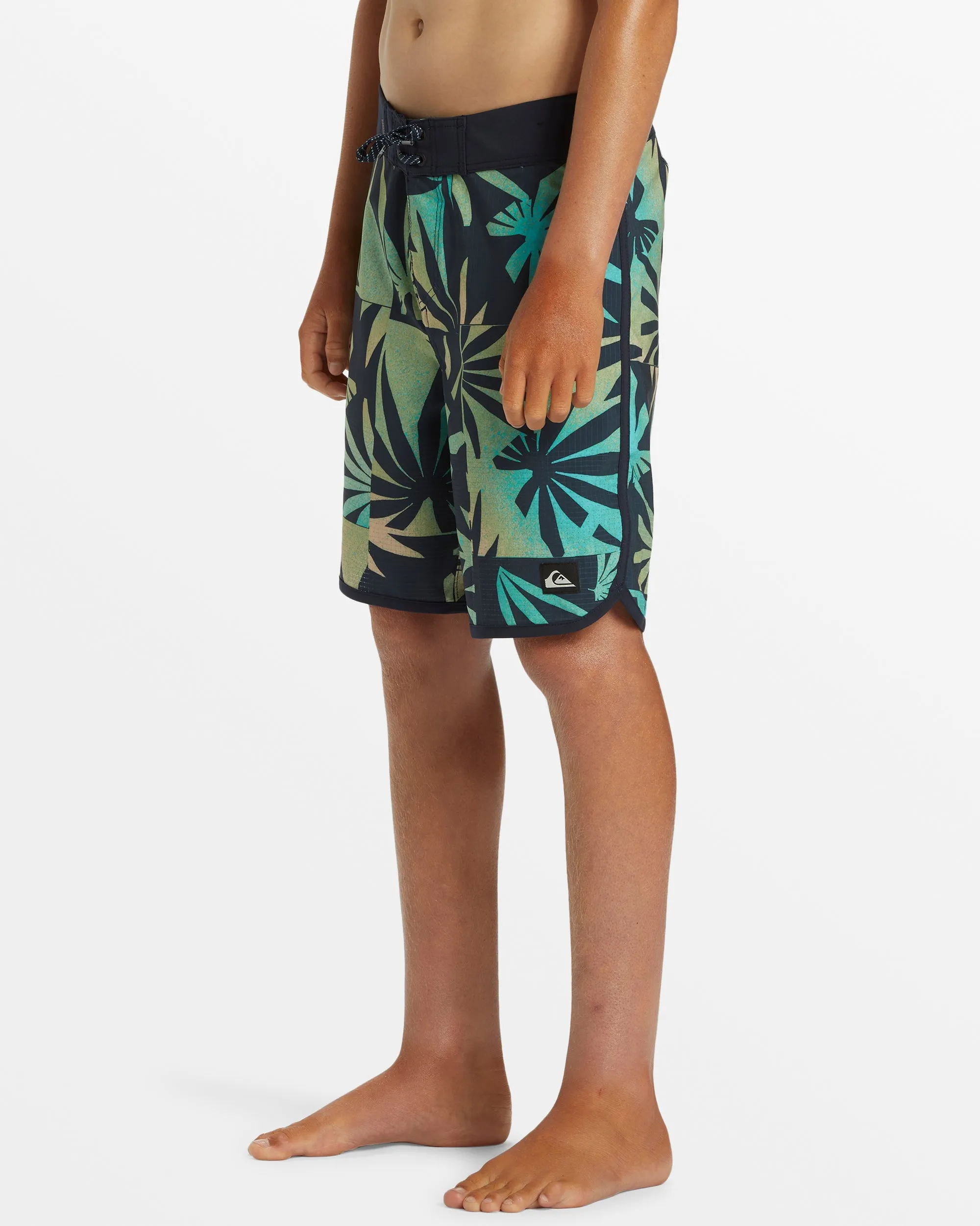 Boys 8-16 Highline Scallop 19" Boardshorts