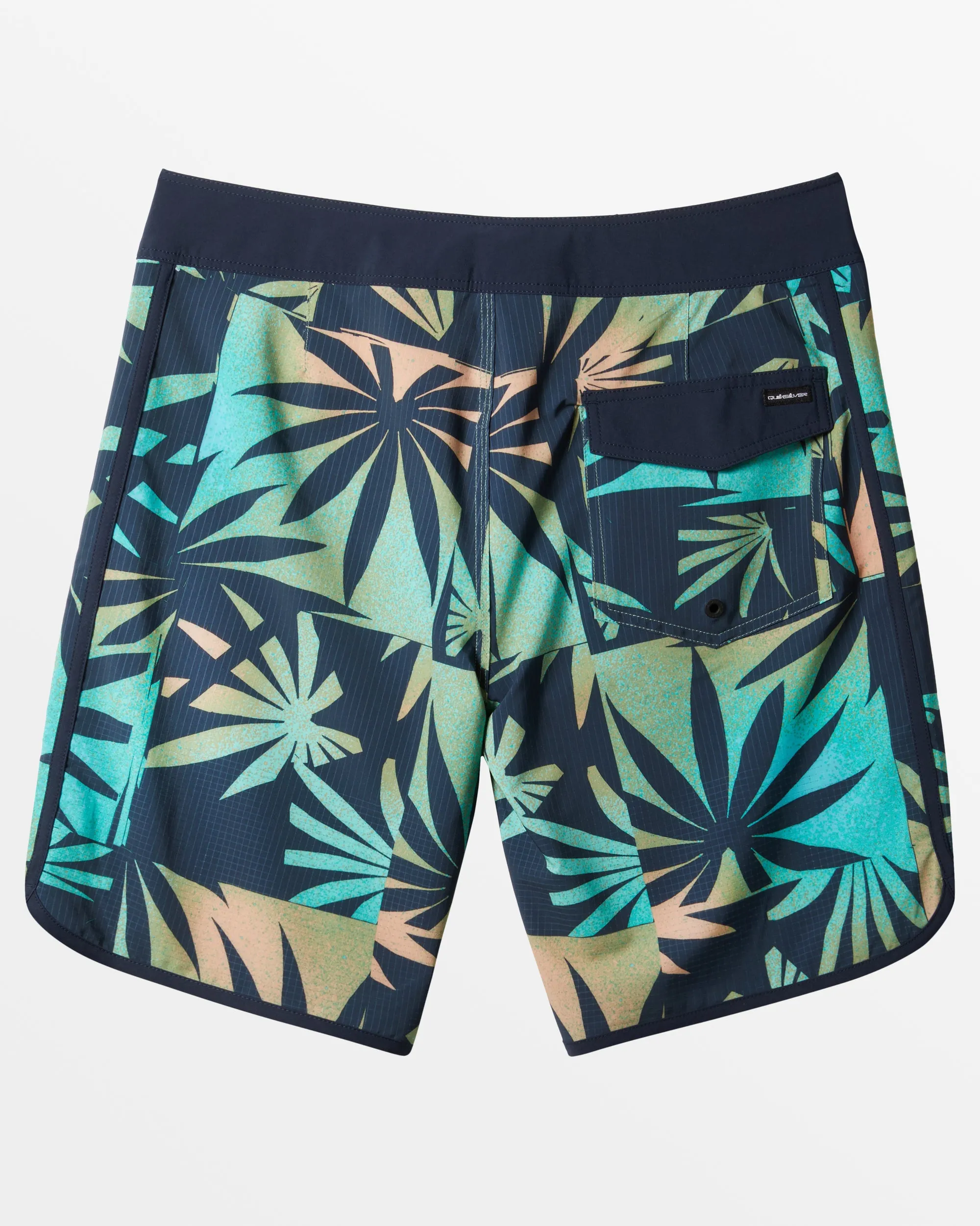 Boys 8-16 Highline Scallop 19" Boardshorts