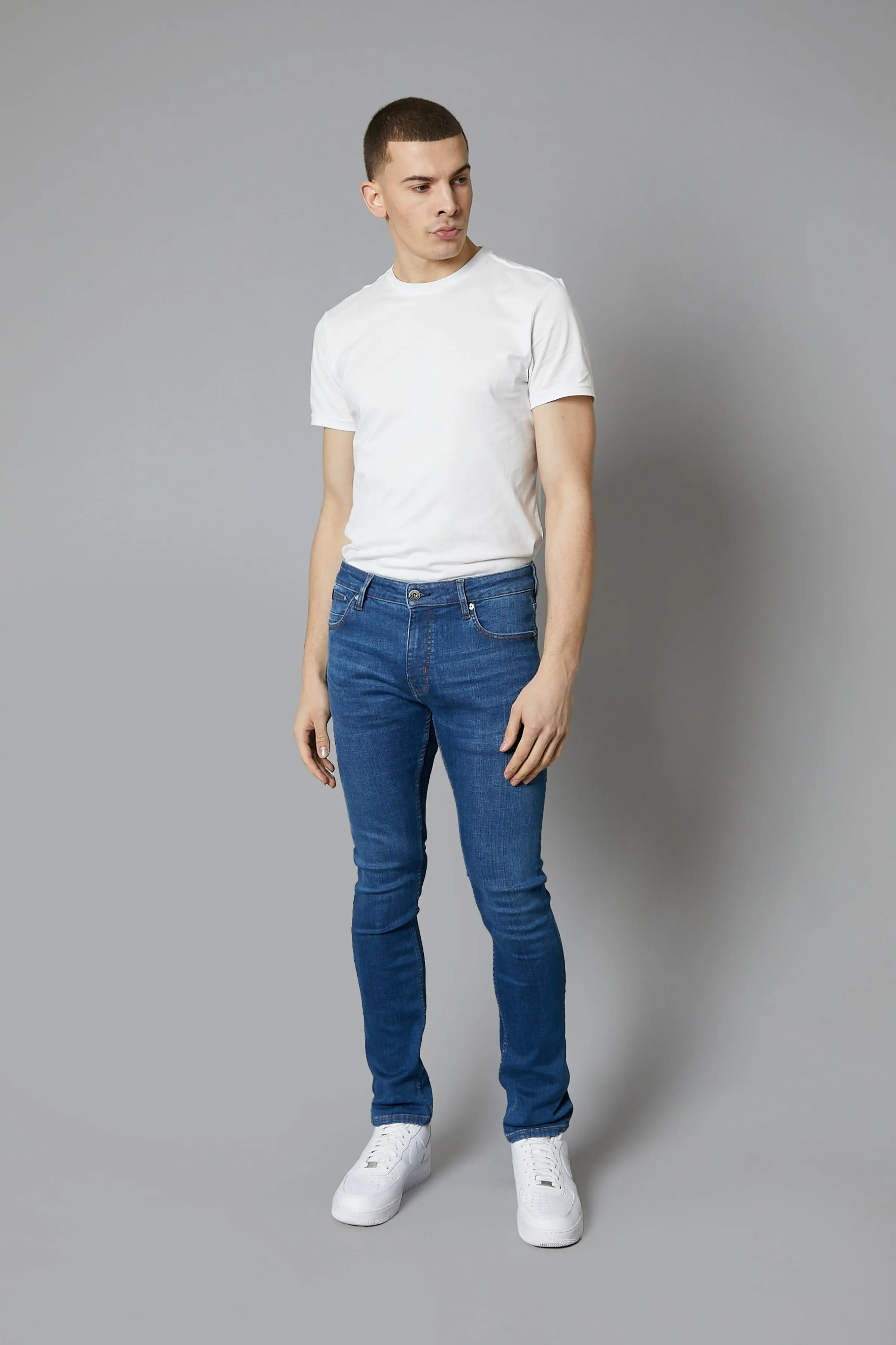 Dakota Slim Fit Jeans In Mid Blue