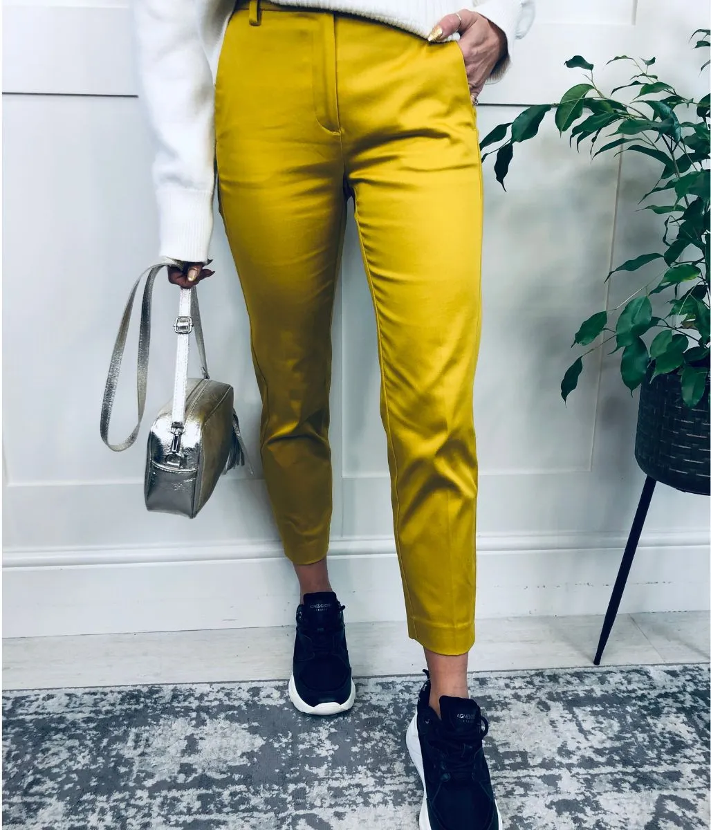 Gold Mia Slim Leg 7/8 Trousers