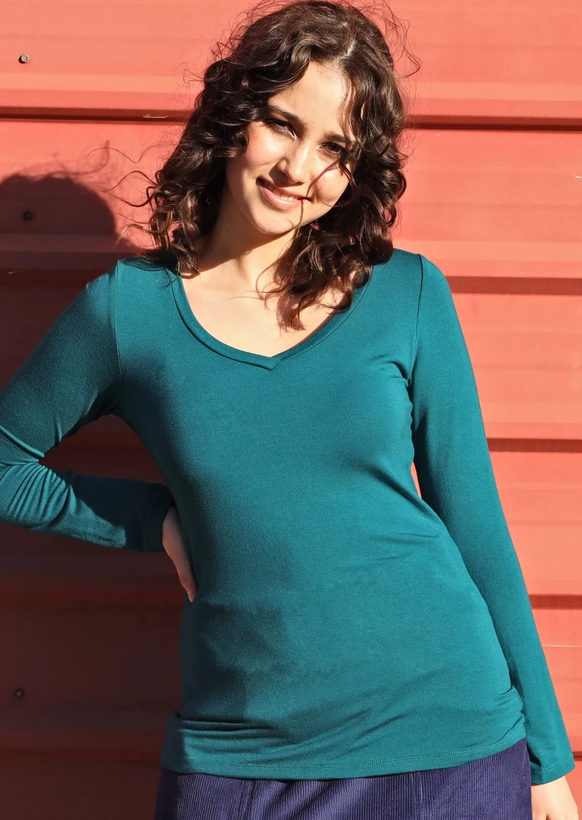 Long Sleeve Stretch V-neck Top Teal