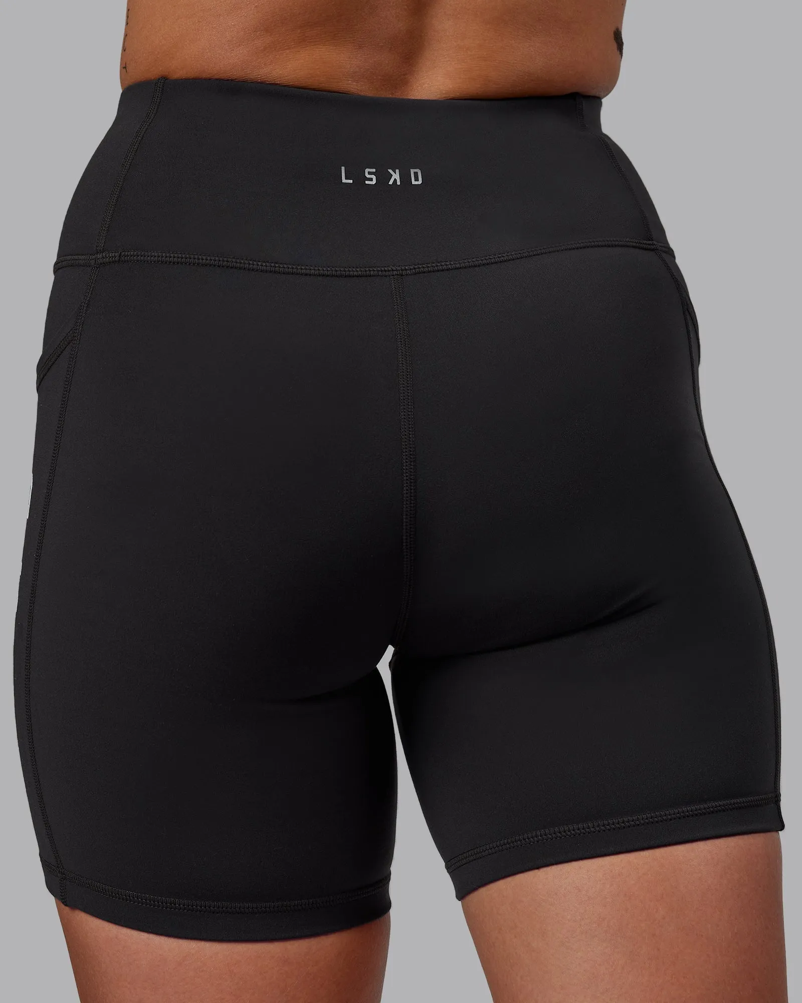 Rep Mid-Length Shorts - Pirate Black-White