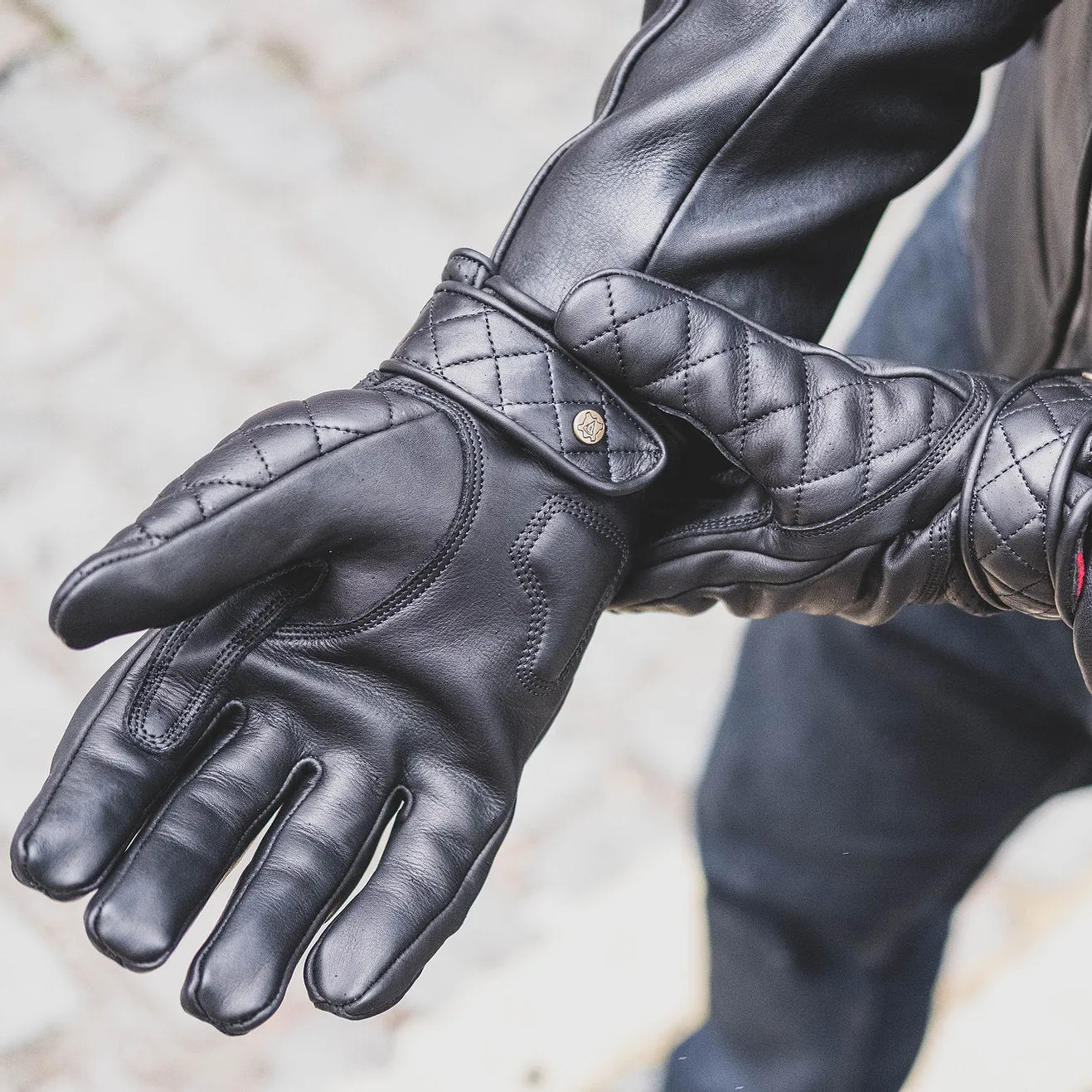 Short Cuff Bobber Gloves